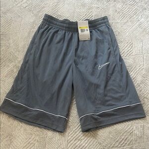 Men’s Nike Fastbreak Basketball Gray Shorts